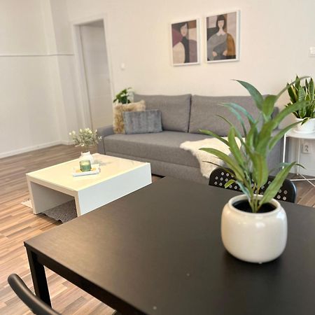 Apartment Adele - Old Town Братислава Экстерьер фото