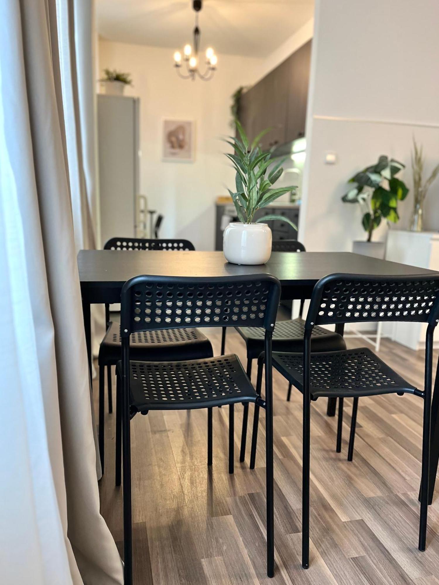 Apartment Adele - Old Town Братислава Экстерьер фото